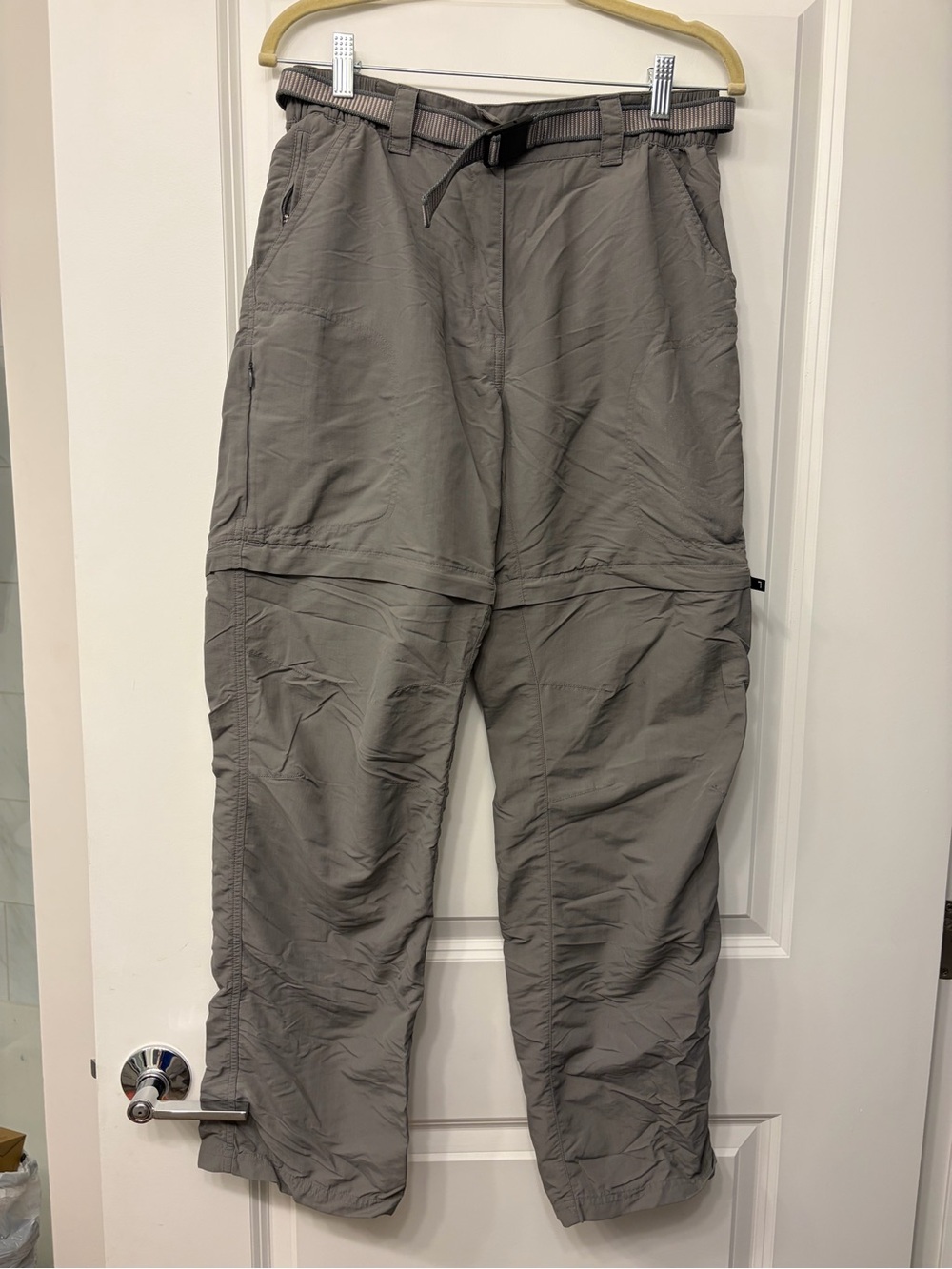 L.L. Bean | Women's Convertible Cargo Hiking Pants - Gray